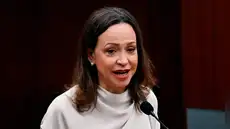 María Corina Machado en busca de regresar a Venezuela ante la crisis que supera los 1.400 muertos por terremotos
