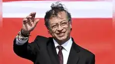 Petro acepta liderar oposición y seguirá al frente del Pacto Histórico luego de traspaso de mando a Abelardo de la Espriella