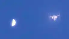Un astrofotógrafo logra capturar a la Estación Espacial Internacional cerca de Venus a plena luz del día