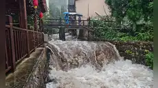 Paso del tifón Dolphin causa más de un millón de evacuados en China y obliga a cancelar casi 950 vuelos desde Shanghái