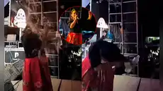 Agreden en el rostro con botella de vidrio a cantante folclórica durante concierto en Ayacucho