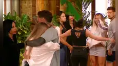Flavia Laos rompe en llanto tras fuerte pelea con compañeras de reality chileno: “Es demasiado, me están diciendo de todo” Flavia Laos rompe en llanto tras fuerte pelea con compañeras de reality chileno: “Es demasiado, me están diciendo de todo”