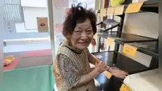 La panadera japonesa de 84 años que duerme cinco horas y trabaja casi 20 al día: lleva 55 años en su negocio y no piensa jubilarse