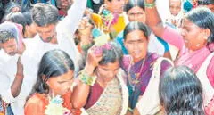 India: familias venden a sus niñas  a burdeles para poder mantenerse