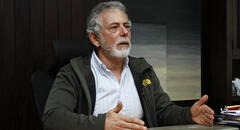 Vargas Llosa resalta el periodismo valiente de Gustavo Gorriti