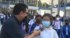 Reportero pregunta a una estudiante por el regreso a clases y obtiene singular respuesta