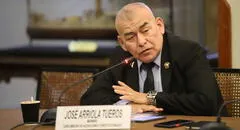 Congresista José Arriola pide frigobar y horno microondas para "optimizar su labor operativa"
