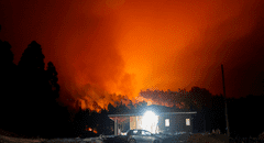 Cifra de fallecidos asciende a 16 en incendios forestales en el centro y sur de Chile