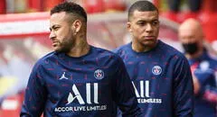Mbappé desmiente críticas a Neymar por sus salidas a comer y jugar póker
