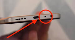 ¿Qué pasa si introduces una aguja en el orificio que está en la parte baja de tu teléfono?