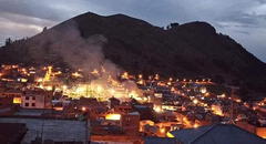 Sede del Poder Judicial terminó incendiado en la ciudad aimara de Juli en Puno