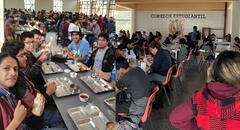 ¿Cuáles son las universidades de Lima que brindan desayuno, almuerzo y cena gratis a sus estudiantes?