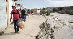 Emergencia en Perú: río Chillón se lleva casas en Lima y lluvia sigue azotando el norte