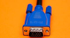 ¿Por qué se dejaron de usar los cables VGA que encontrabas en los monitores de tu PC?