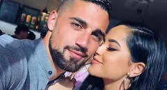 Novio de Becky G le habría sido infiel a la cantante a pocos meses de casarse