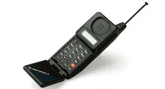 ¿Qué pasó con los teléfonos con antena extensible que eran muy populares en los 90?