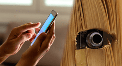 ¿Cómo descubrir con tu teléfono si hay una cámara oculta en una habitación? Te enseñamos