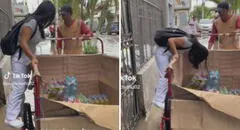Peruano usa su carretilla para trasladar a joven en inundación y que no ensucie su uniforme