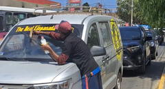 Municipio distrital en Trujillo prohibió limpiaparabrisas: multarán con S/1.485