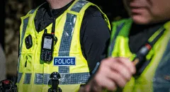 Encarcelan a mujer por intentar contratar un asesino para matar a excompañero de trabajo en Inglaterra