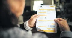 Familias pagarán hasta un 0,64% menos en sus recibos de luz