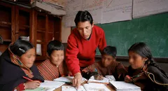FRASES por el Día del Maestro en Bolivia: mensajes y tarjetas hermosas para dedicar HOY