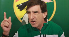 Gustavo Costas arremetió contra el fútbol boliviano y dejó hirientes frases contra la Verde