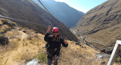 Tuvo que huir de Puno por la COVID-19 y ahora promueve el turismo de su natal Cuyocuyo