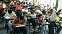 ¿Qué significan los términos 'tercio', 'quinto' y 'décimo superior' en la universidad?