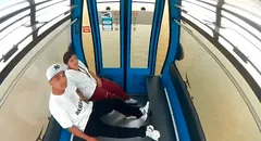 Policía busca a pareja que tuvo relaciones sexuales en teleférico: cámara de cabina grabó todo