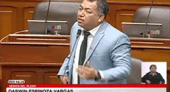 Darwin Espinoza: "Si María del Carmen hubiera postulado como vocera, solo tendría un voto"