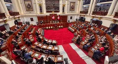 Congreso: van 51 renuncias de congresistas a sus bancadas