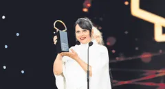 Directora hace historia en el Festival de San Sebastián
