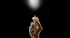 Spray nasal contra la depresión demuestra ser más eficaz que fármaco tradicional en un ensayo