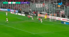 Santamaría marcó pésimo y López marcó autogol: Chile liquidó a Perú con el 2-0