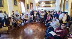 Turba irrumpe en Municipalidad Provincial de Trujillo para impedir sesión de concejo