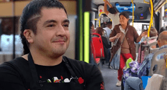 Mauricio Mesones pide ubicar a mujer que canta sus canciones en los buses: "Quiero 'carrear' con ella"