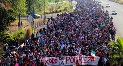 'Éxodo de la pobreza': más de 10.000 migrantes salen de México rumbo a Estados Unidos