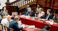 Dina Boluarte decidió cambio en la PNP, revela el ministro Víctor Torres