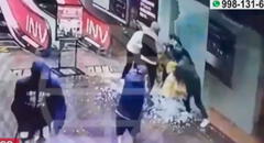 Surco: delincuentes asaltan tienda de iShop en el Centro Comercial El Polo