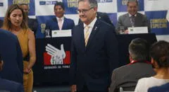 Marco Falconí jura como nuevo miembro de la Junta Nacional de Justicia
