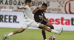 ¡Victoria sufrida! Universitario ganó 1-0 a Cusco FC en un partido lleno de polémicas