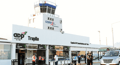 Vuelos continúan suspendidos por mal tiempo en Trujillo y genera malestar entre pasajeros