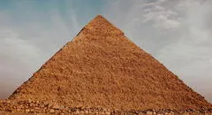 Arqueólogos descubren misteriosa estructura en Egipto cerca a las pirámides de Giza