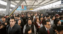 Las trabas, los incumplimientos y los proyectos en papeles de López Aliaga en transporte