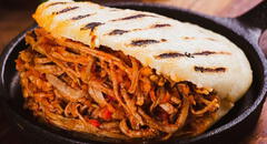 Repartirán 5.000 arepas GRATIS con sabor peruano y venezolano desde hoy por Fiestas Patrias: ¿en qué lugares?