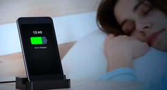 ¿Se debe dejar el celular cargando toda la noche mientras duermes? Esto dicen los expertos