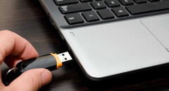 ¿Cómo evitar que tu laptop abra automáticamente las memorias USB? La protegerás de los virus