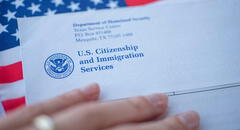 ¡Atención, INMIGRANTE! La FORMA CORRECTA para saber si USCIS está revisando tu caso en Estados Unidos