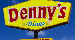 La famosa cadena Denny's que cerrará en Estados Unidos hasta 50 tiendas en diciembre: conoce los 2 motivos